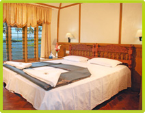 Alleppey 2bedroom Deluxe Houseboats