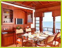 Premium Houseboats